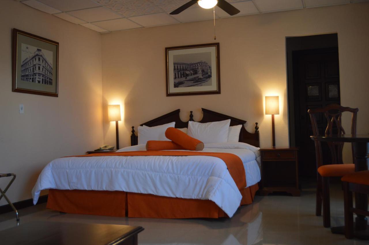 Hotel Royal Palace Guatemala City ภายนอก รูปภาพ
