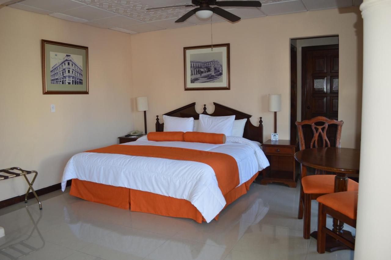 Hotel Royal Palace Guatemala City ภายนอก รูปภาพ